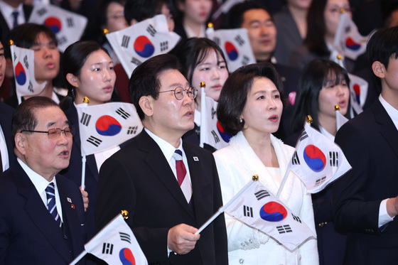 [뉴스1 PICK]"민주주의·평화 위협 위기의 시대" 李대통령…"3·1혁명 정신 되새겨야"