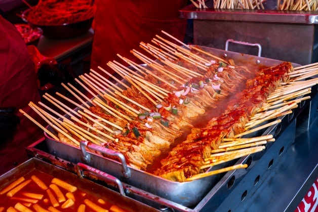 "제천의 매운맛" 2회 제천빨간오뎅축제 개막, 첫날부터 북적