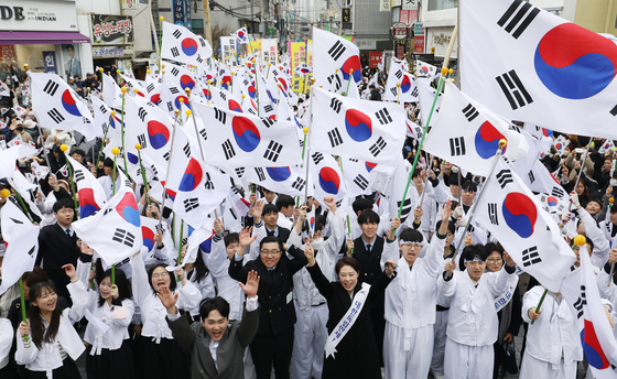 [뉴스1 PICK]107년 전 그날의 함성..."대한독립만세"