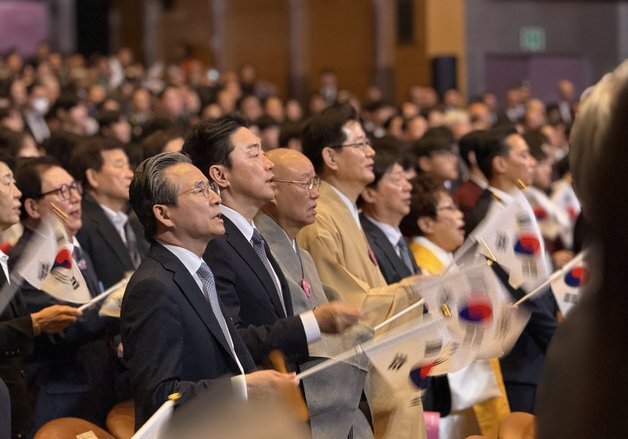 강훈식 "선열들 헌신에 마땅한 예우해야…독립유공자 끝까지 책임"