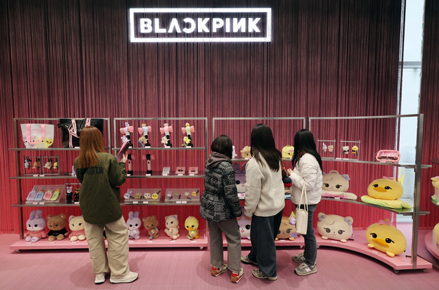 블랙핑크 컴백 기념 명동·성수동에 팝업 스토어 오픈