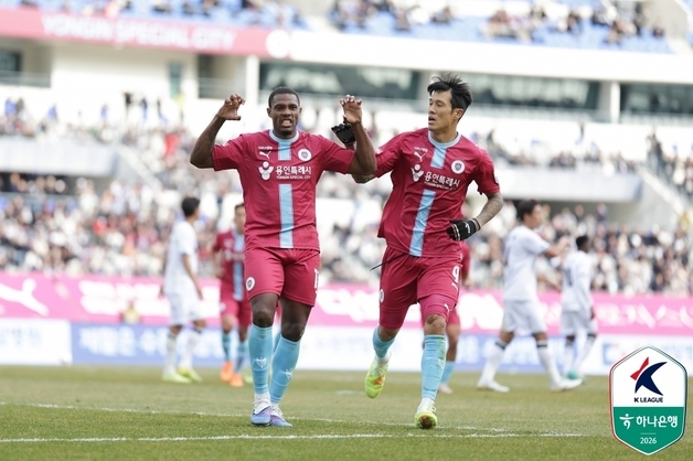 신생팀 용인, K리그2 개막전서 천안과 2-2…수원FC는 충북청주 대파