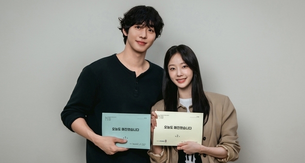 안효섭♥채원빈, 앙숙·설렘 케미 '오늘도 매진했습니다' 투샷 공개