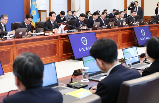 촉법소년 연령하향 찬성 81%…李대통령 '4월 시한' 제시 속 입법논쟁 재점화