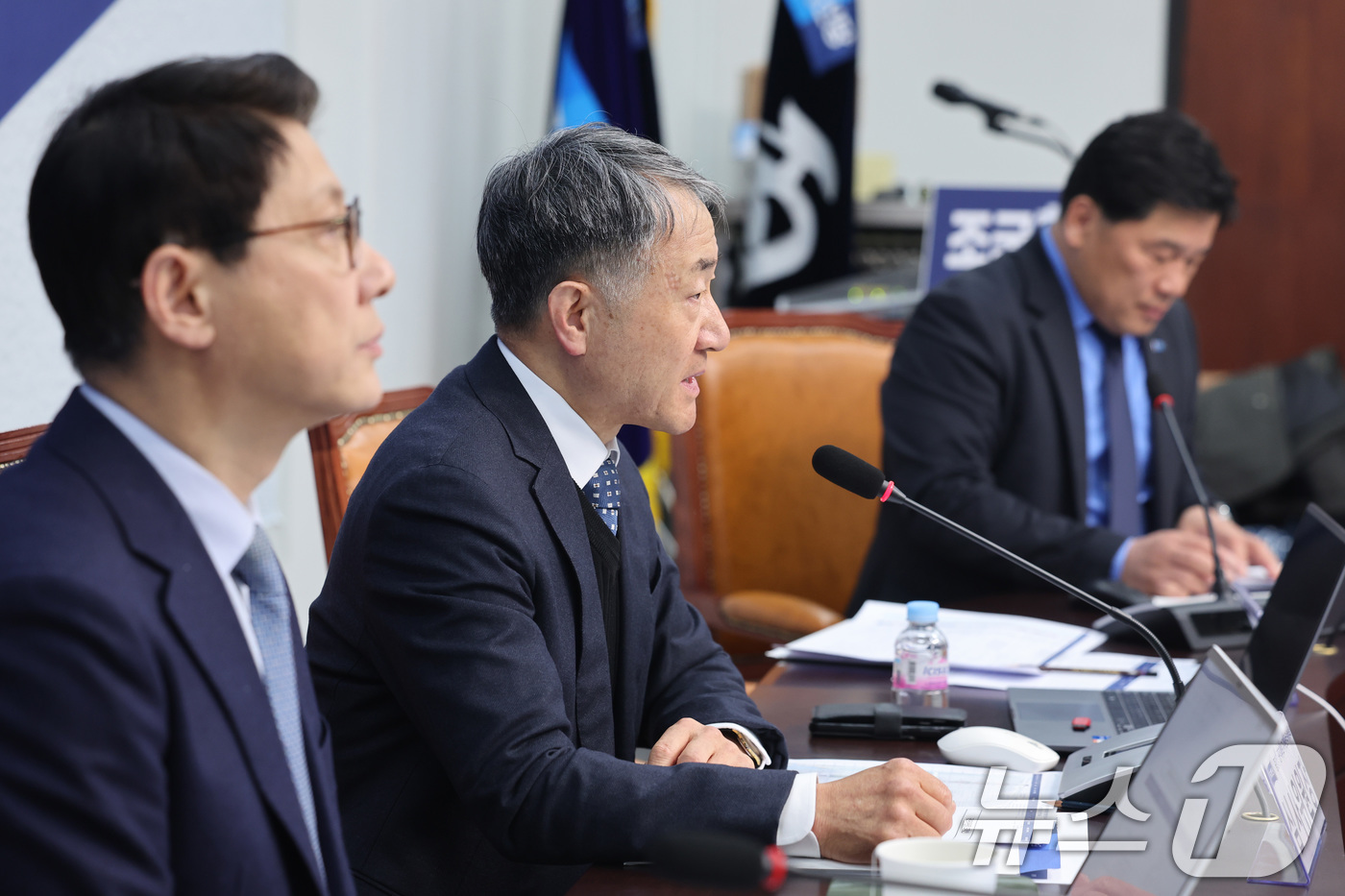 (서울=뉴스1) 신웅수 기자 = 박능후 조국혁신당 공직선거후보자추천관리위원장이 10일 서울 여의도 국회에서 열린 6.3지방선거 공천 면접에 앞서 발언하고 있다. 2026.3.10/ …