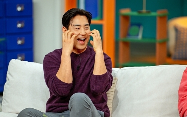 '신랑수업' 새신랑 김성수·진이한 볼하트…애교 폭격 플러팅