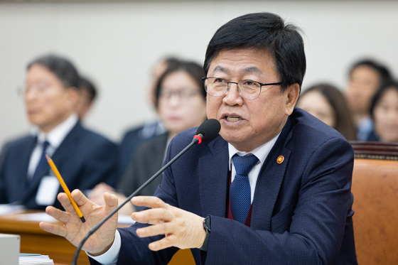 '서울대 10개 만들기' 지방 사립대 위축 우려…최교진 "함께 성장시킬 것"