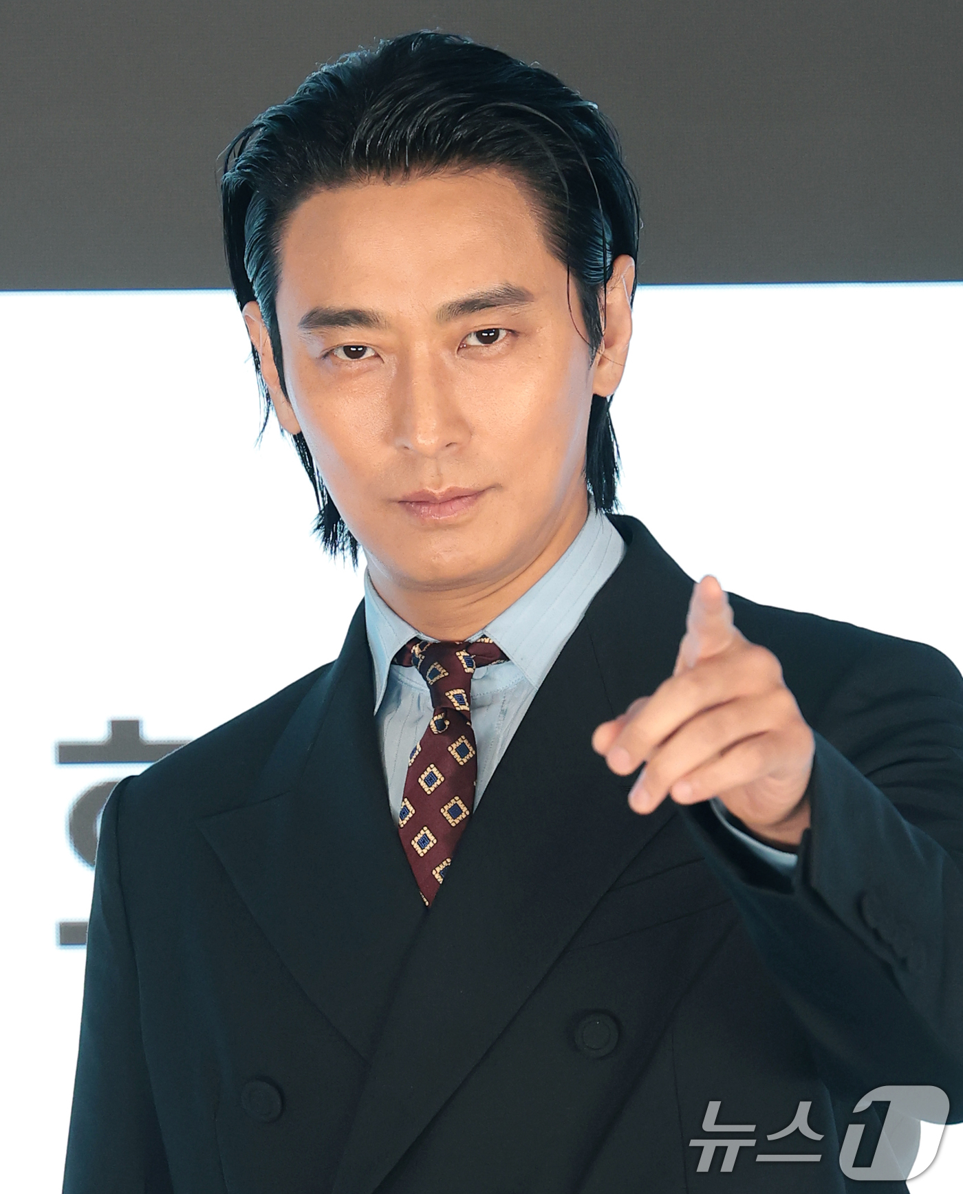 (서울=뉴스1) 권현진 기자 = 배우 주지훈이 10일 오후 서울 구로구 디큐브시티 더세인트에서 열린 ENA 새 월화드라마 ‘클라이맥스’(각본 이지원, 신예슬) 제작발표회에서 포즈를 …