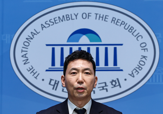 정원오 예비후보 선대위 구성 발표 기자회견 갖는 이정헌 의원