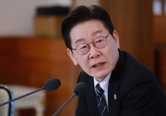 靑 "3조 스마트팩토리 지원 사업 준비"…추경시 포함 시사