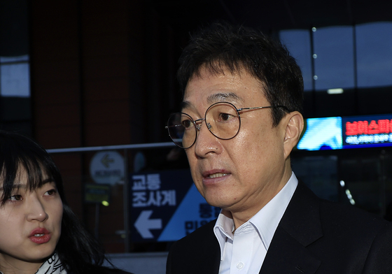 '음주운전' 이재룡, 경찰 피의자 조사 받고 귀가