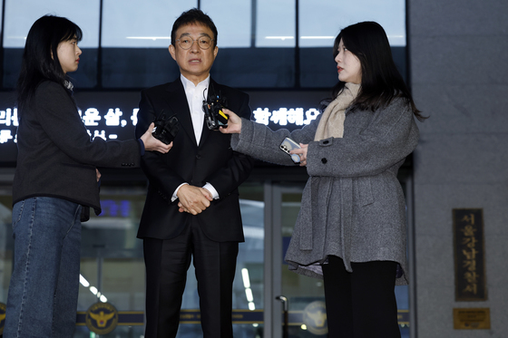 입장 밝히는 이재룡