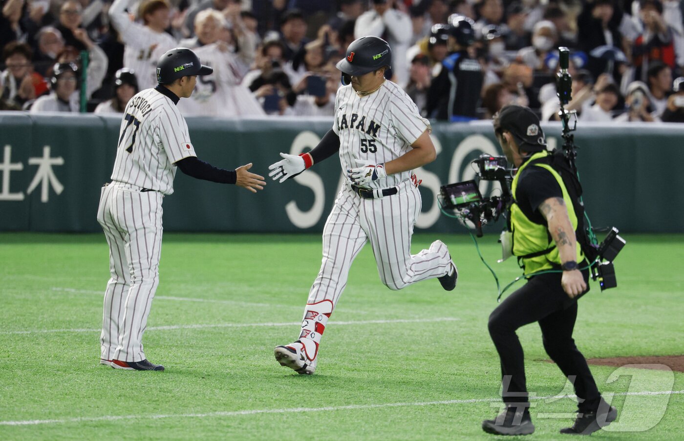 본문 이미지 - 일본이 체코를 9-0으로 꺾고 조별리그 4전 전승을 기록했다. ⓒ 로이터=뉴스1