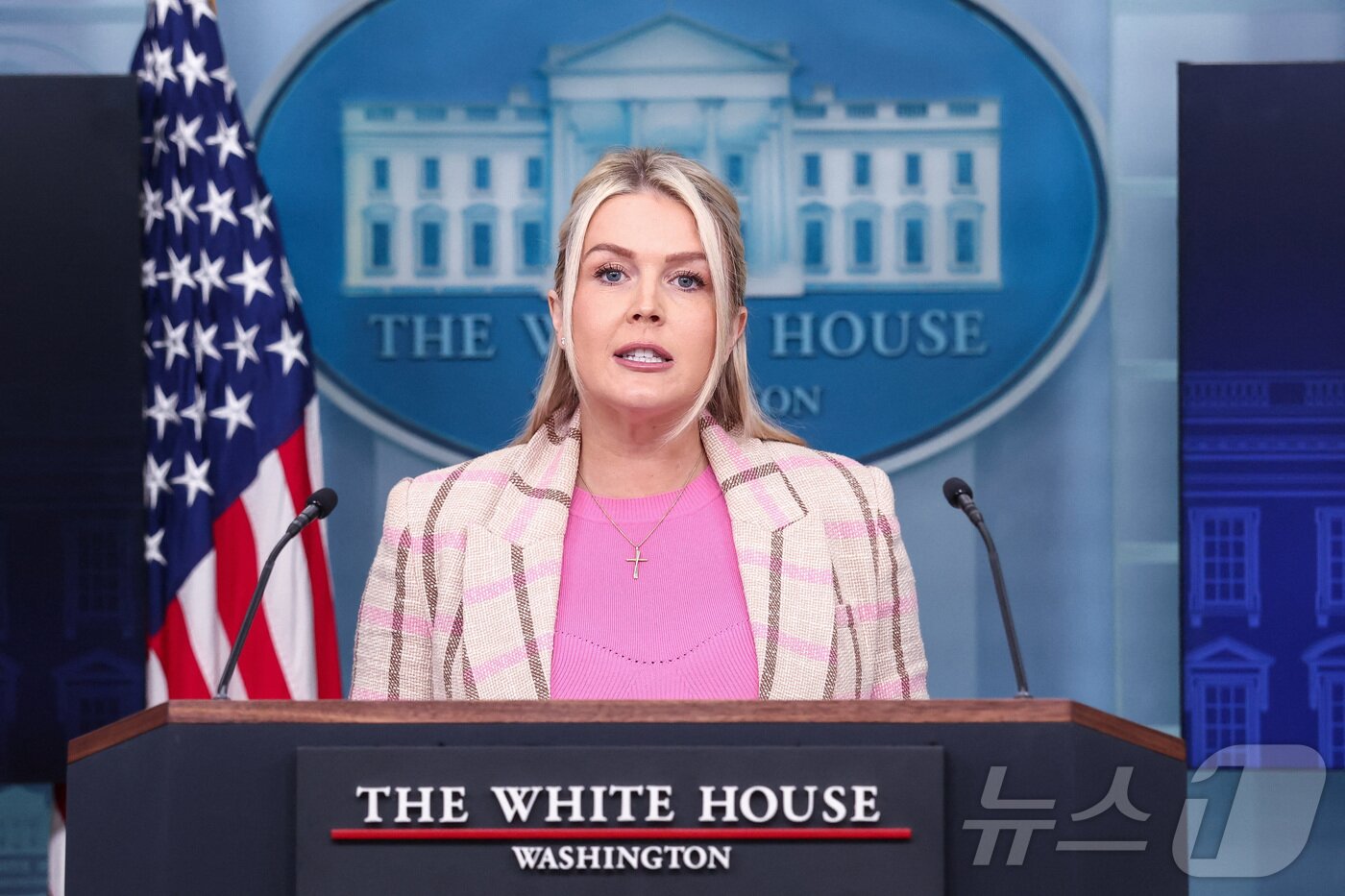 본문 이미지 - 캐롤라인 레빗 백악관 대변인.  2026.03.10. ⓒ 로이터=뉴스1