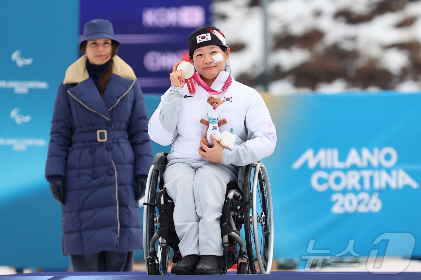 (서울=뉴스1) = 김윤지가 10일(현지시간) 이탈리아 테세로 크로스컨트리 스타디움에서 열린 2026 밀라노·코르티나 동계 패럴림픽 크로스컨트리 스키 여자 스프린트 좌식 결선에서 …