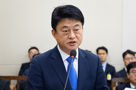 업무보고하는 이성진 국세청 차장