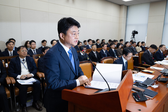 이성진 국세청 차장, 재경위 업무보고