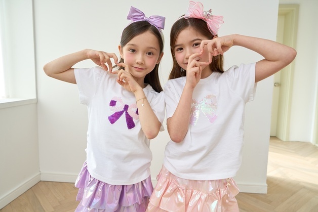 이랜드리테일 '로엠걸즈', 오로라 글로시 라인 바람막이·스커트 출시