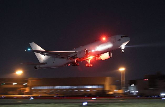 사우디 탈출 日전세기에 한국인 탑승…전쟁 포화 속 '첫 한일 협력'