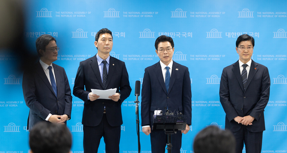 현안 관련 답변하는 정원오 서울시장 예비후보자