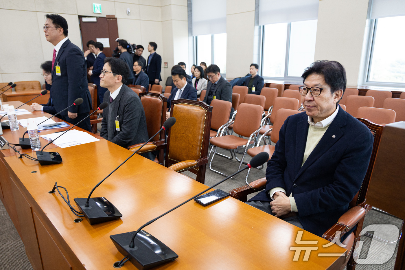 (서울=뉴스1) 유승관 기자 = 11일 서울 여의도 국회 제433회 국회(임시회) 행정안전위원회 법안심사제1소위원회에서 열린 부산 글로벌허브도시 특별법에 대한 입법공청회에 진술인들 …