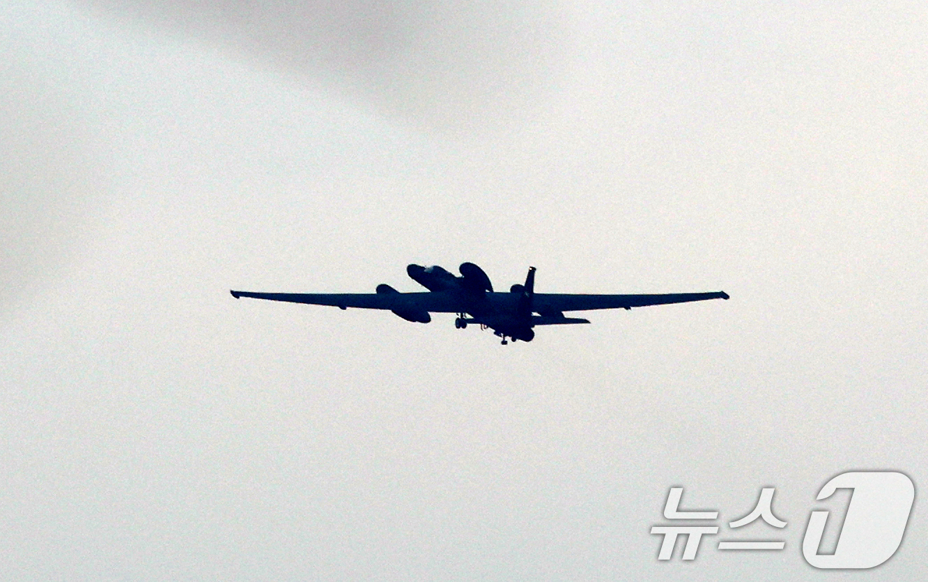 (평택=뉴스1) 김영운 기자 = 경북 성주에 있는 사드(THAAD·고고도 미사일 방어체계) 발사대 6기가 중동지역으로 반출된 것으로 알려진 가운데 11일 경기 평택시 주한미군 오산 …