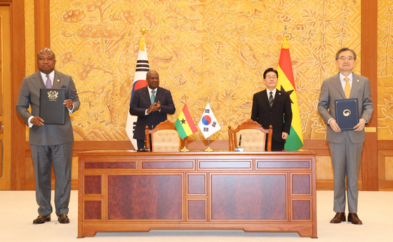 한-가나, 기후·디지털·해양안보 협력 강화…정상회담 계기 협정·MOU