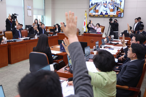 여야 합의로 통과되는 대미투자특별법