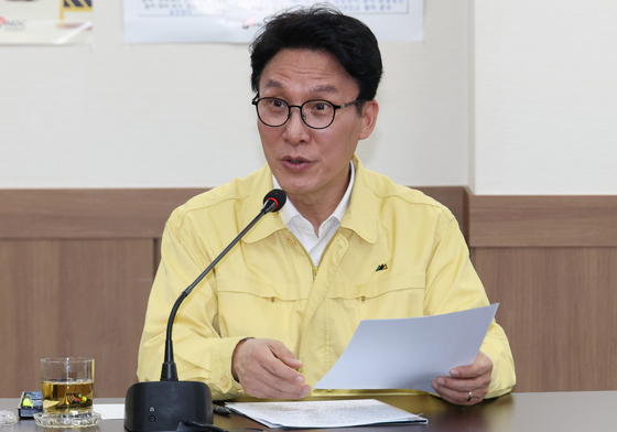 구리 석유비축기지 점검하는 김민석 총리