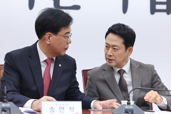 野 '李 공소취소 의혹' 특검 당론 추진…"국기문란 사건"