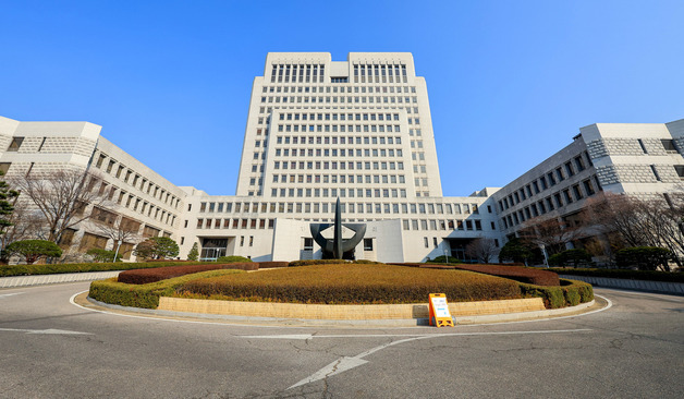 두 차례 AI 허위 판례 적어낸 변호사…법조계 "강력 제재 필요"