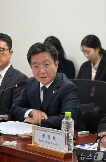 본문 이미지 - 박상혁 한국관광공사 사장이 12일 오전, 국회 문화체육관광위원회 정연욱, 조계원 의원이 공동 주최한 ‘2026 한국 음식관광 활성화 정책토론회’에서 인사말을 하고 있다. ⓒ 뉴스1 윤슬빈 관광전문기자