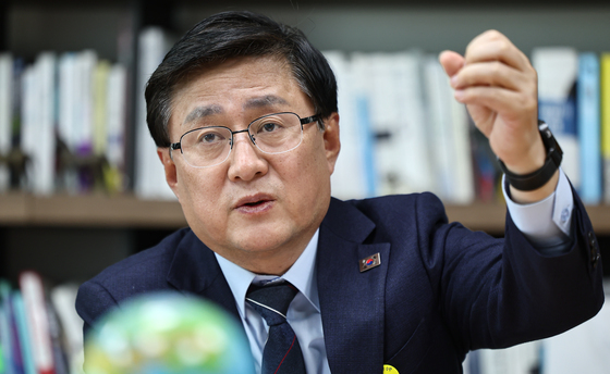 35년만에 '차량 부제' 코앞…기후장관 "에너지 절약 동참" 촉구