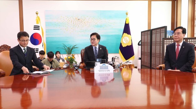 의장 주재 여야 회동…대미특별법엔 뜻 모았지만 개헌 시기엔 이견