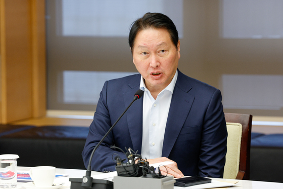 모두 발언하는 최태원 회장