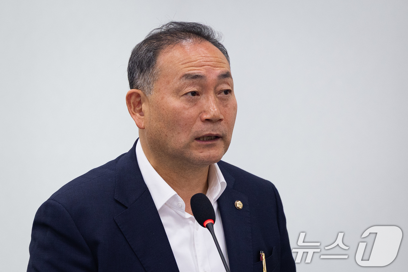 (서울=뉴스1) 유승관 기자 = 김원이 중소벤처기업소위원장이 12일 서울 여의도 국회에서 열린 제433회 국회(임시회) 산업통상자원중소벤처기업위원회 제2차 전체회의에서 소위 법안심 …