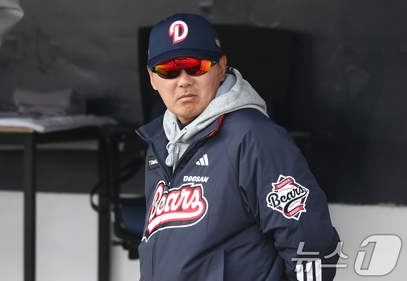 (이천=뉴스1) 김민지 기자 = 12일 오후 경기도 이천 두산베어스파크에서 열린 '2026 신한 SOL KBO리그' 시범경기 두산 베어스와 키움 히어로즈의 경기에서 두산 김원형 감 …