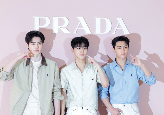 엔하이픈·성훈·정원·제이, 엔진 향해 '볼 콕' 플러팅