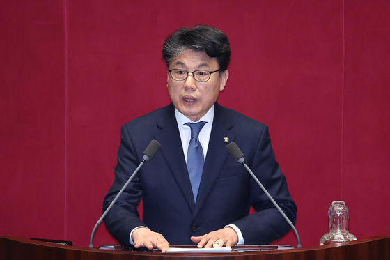 예결위원장 선출된 진성준