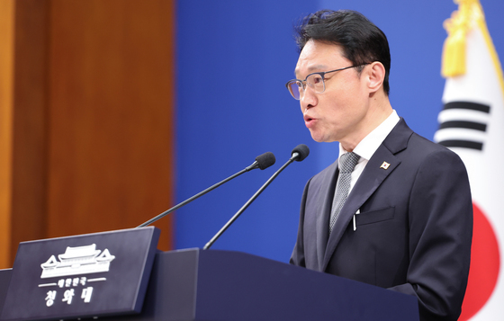 李대통령 "12·29 유해수습 방치 책임자 엄중 문책" 지시