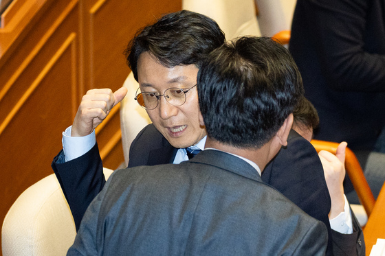 논의하는 여야 원내수석