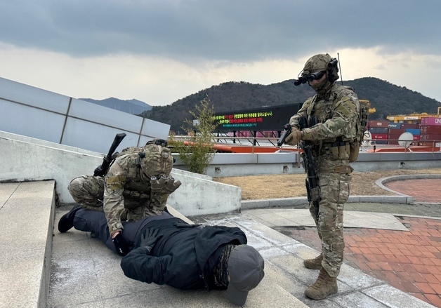 부산신항서 국가중요시설 방호훈련