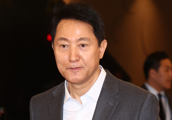 국민의힘 지선 후보 등록 마감 앞두고 백브리핑 나선 오세훈 시장