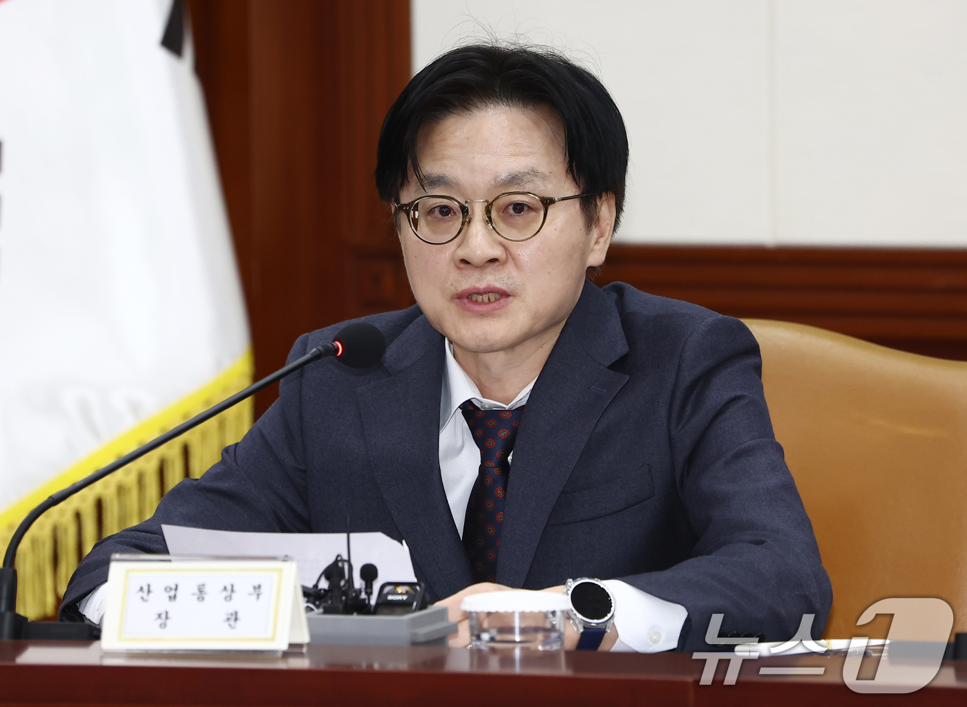 (서울=뉴스1) 김민지 기자 = 김정관 산업통상자원부 장관이 12일 오후 서울 종로구 정부서울청사 영상회의실에서 열린 '민생물가 특별관리 관계장관 TF 회의'에서 발언하고 있다. …