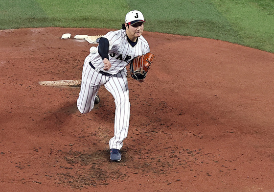 공 던지는 오타니