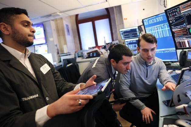 이란 전쟁 격화에 유가 100달러 재돌파…나스닥 2% 급락·달러 강세(종합)