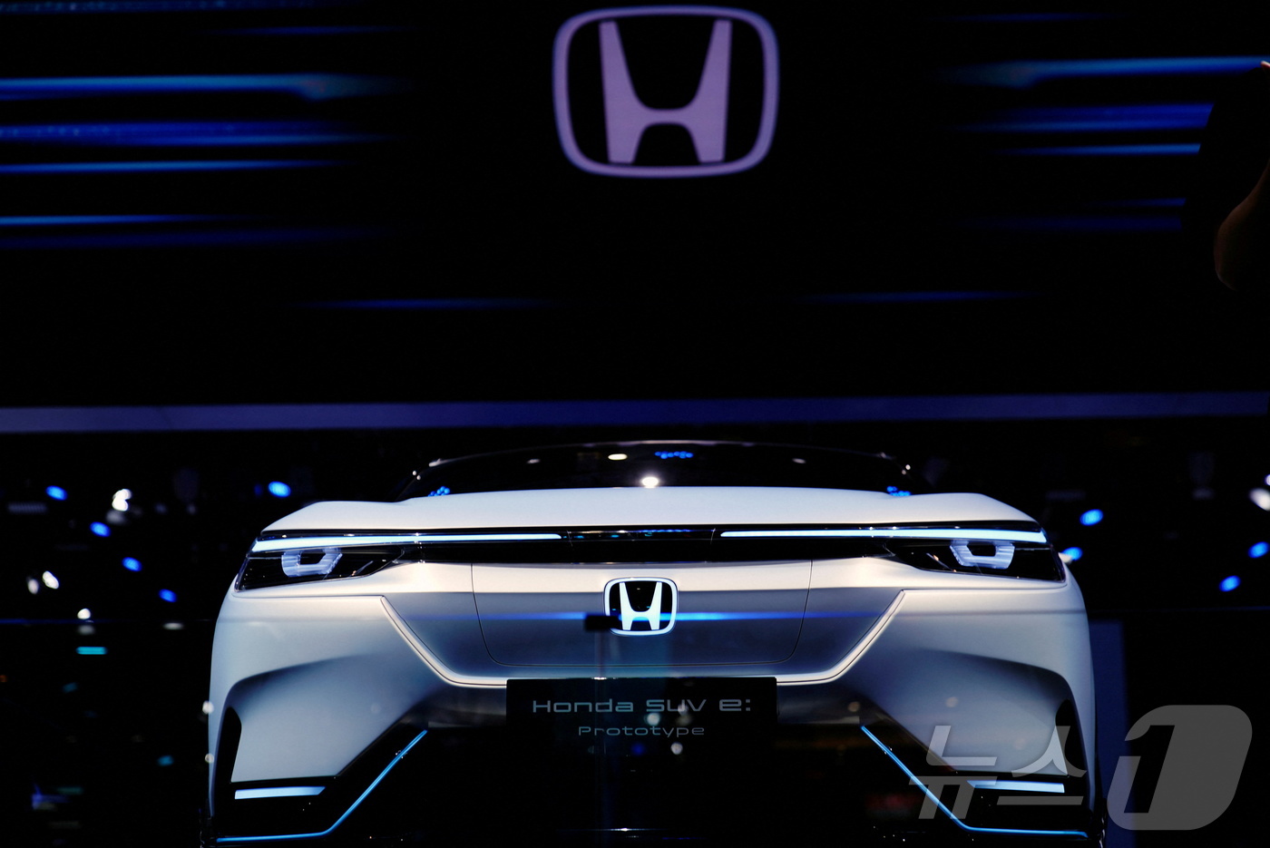 (상하이 로이터=뉴스1) 윤다정 기자 = 2021년 4월 20일(현지시간) 중국 상하이에서 열린 '오토 상하이' 언론 공개 행사에서 혼다의 전기 스포츠유틸리티차량(SUV) 'e:프 …