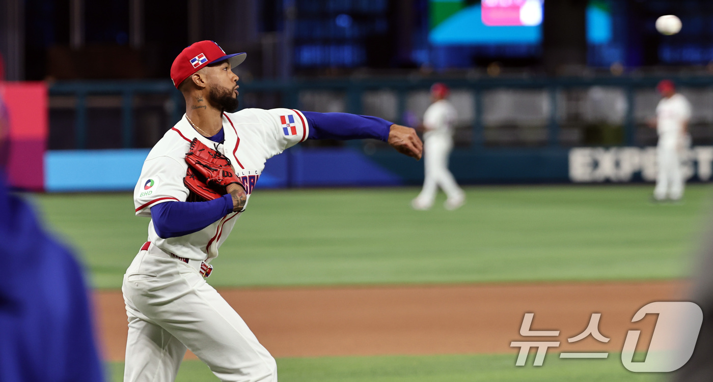 (마이애미=뉴스1) 구윤성 기자 = 도미니카공화국 크리스토페르 산체스가 12일 오후(현지시간) 미국 플로리다주 마이애미 론디포파크에서 2026 월드베이스볼클래식(WBC) 8강전을 …