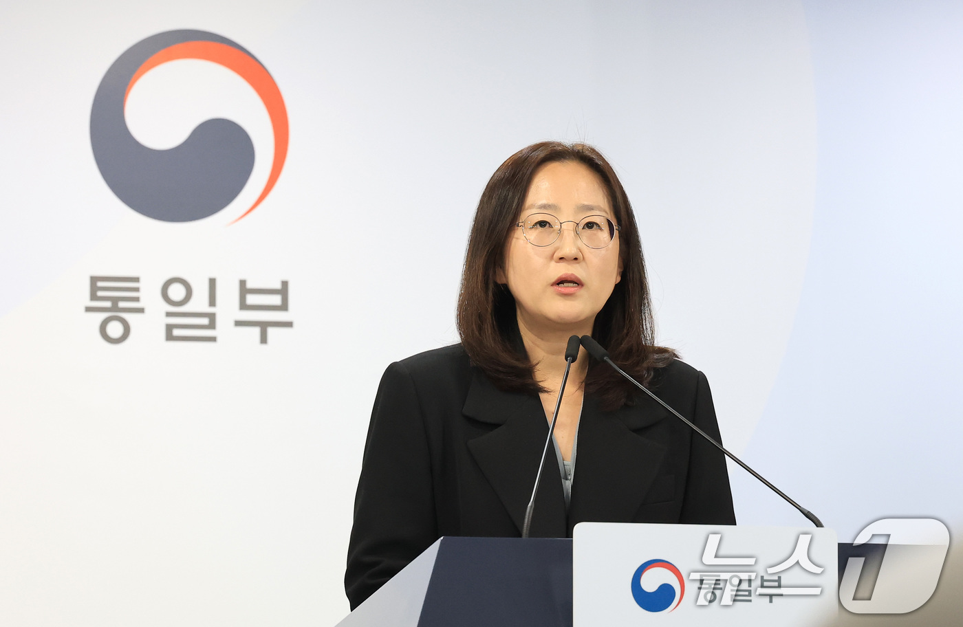 (서울=뉴스1) 임세영 기자 = 장윤정 통일부 부대변인이 13일 서울 종로구 정부서울청사에서 정례 브리핑을 하고 있다. 2026.3.13/뉴스1