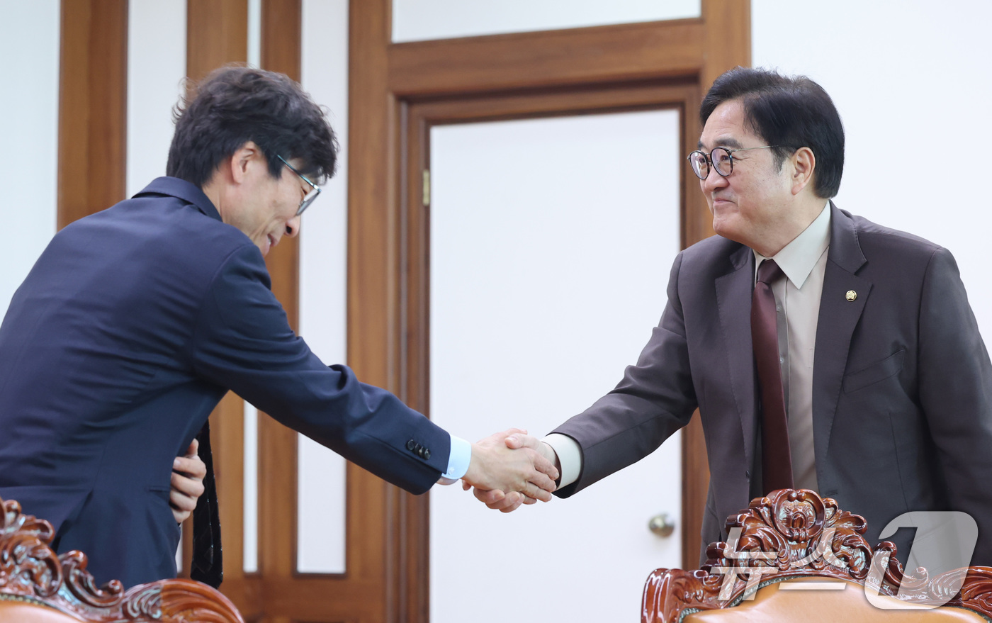 (서울=뉴스1) 신웅수 기자 = 우원식 국회의장이 13일 서울 여의도 국회에서 송상교 진실화해위원장을 접견하고 있다. 2026.3.13/뉴스1